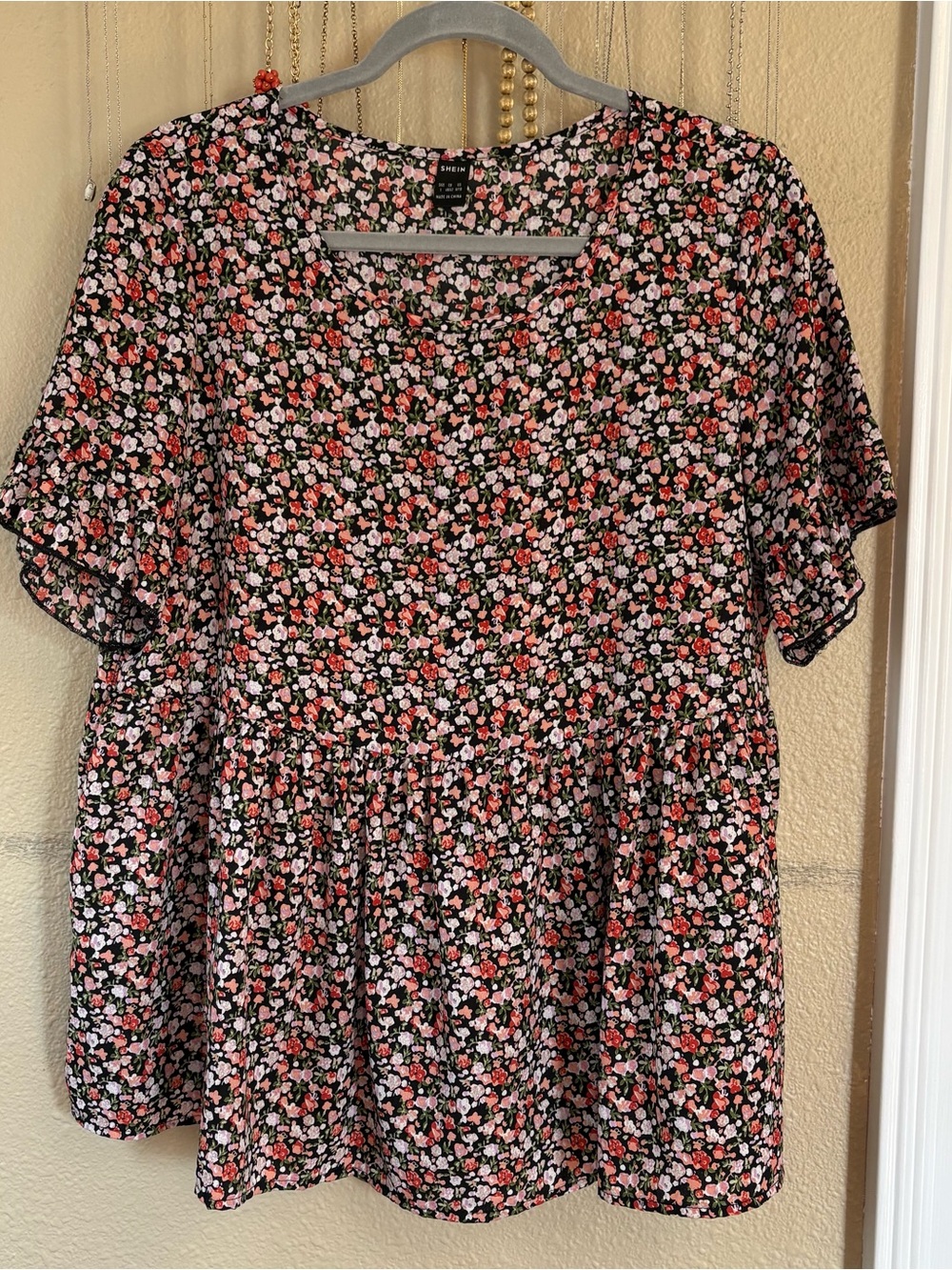 Oversized Floral Peplum Top